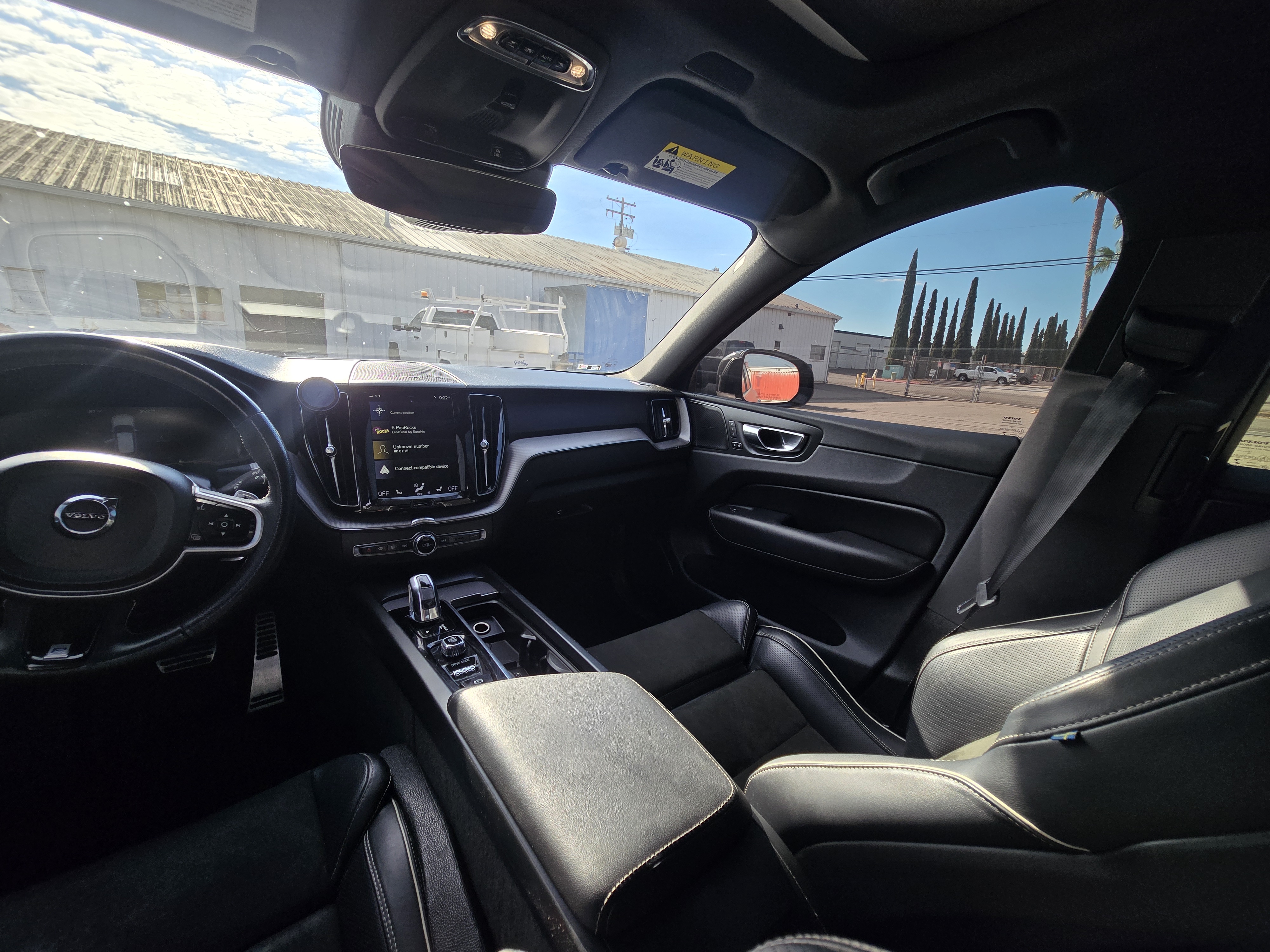 Used 2019 Volvo XC60 T8 R-Design w/ Advanced Package AWD/4WD image 8