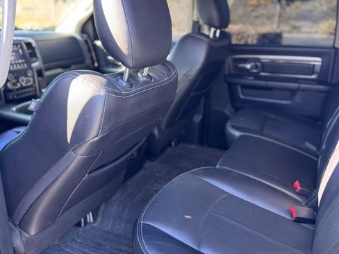 Used 2018 RAM 2500 Laramie w/ Sport Appearance Group image 26