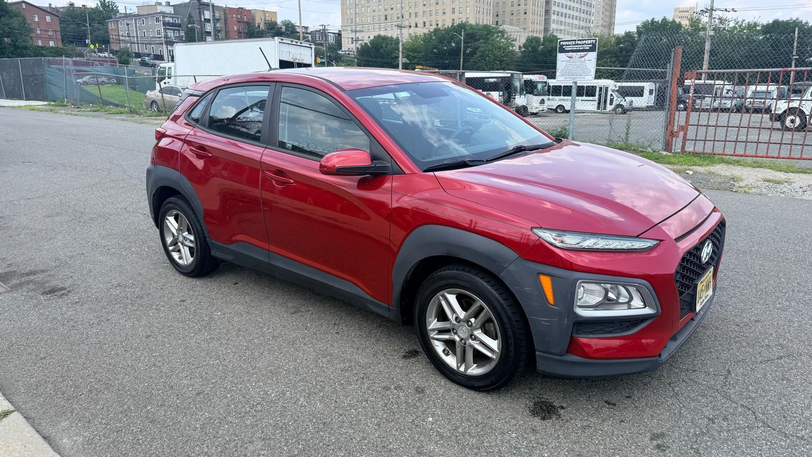 Used 2018 Hyundai Kona SE FWD image 1