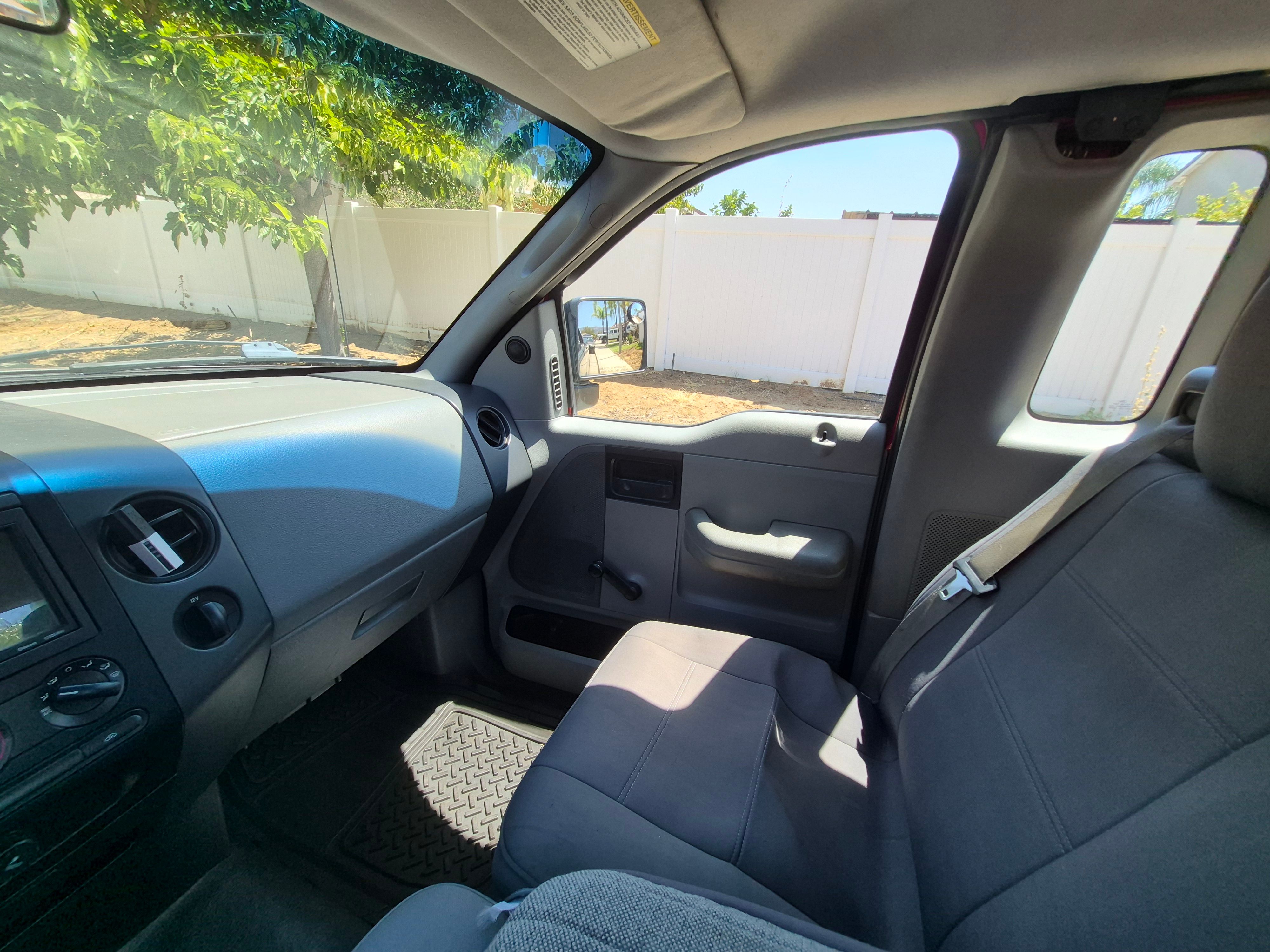 Used 2005 Ford F150 XL RWD image 12