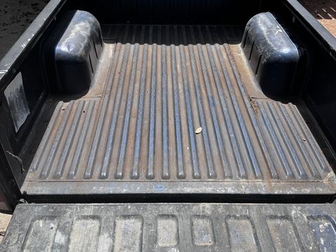 Used 1994 Nissan Pickup XE image 6