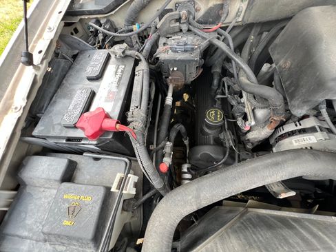 Used 2003 Ford F150 XLT AWD/4WD image 5