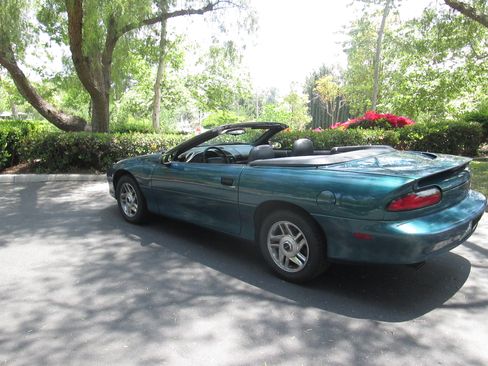 Used 1995 Chevrolet Camaro Z28 RWD image 20