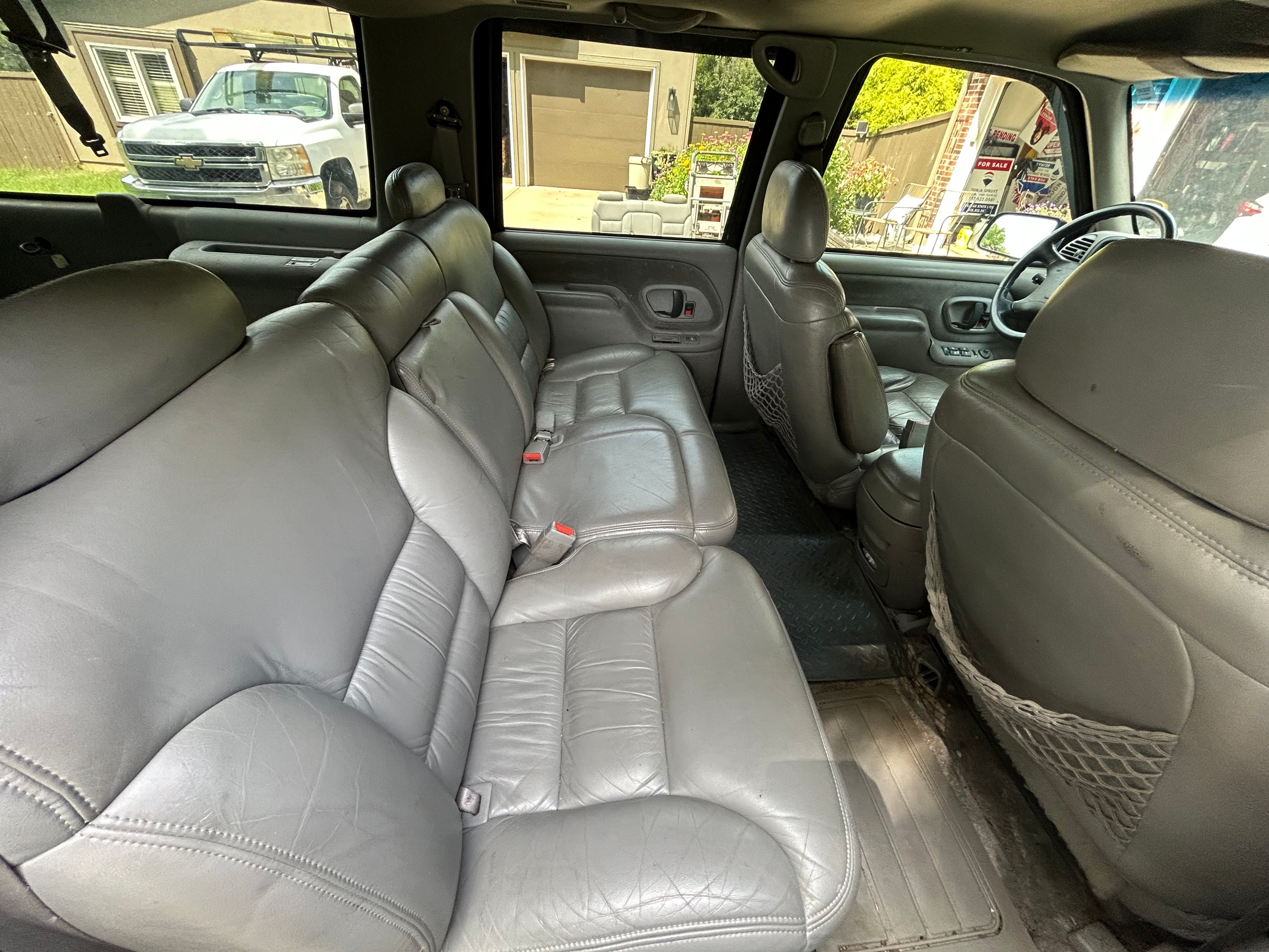 Used 1996 GMC Suburban 2500 AWD/4WD image 27