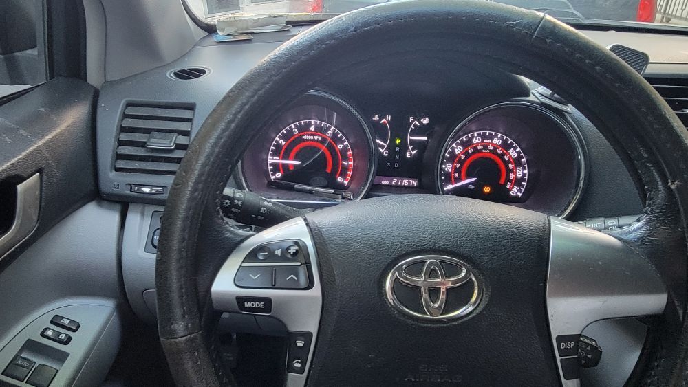 Used 2013 Toyota Highlander SE AWD/4WD image 4
