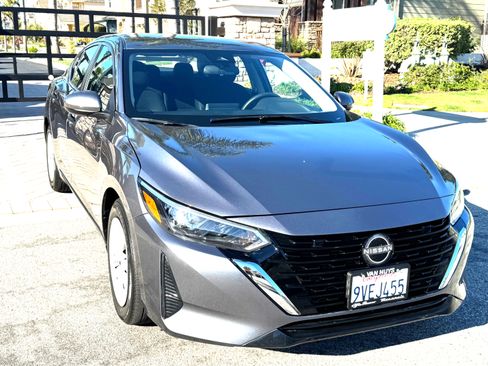Used 2024 Nissan Sentra S image 16