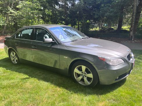 Used 2006 BMW 530xi Sedan AWD/4WD image 4