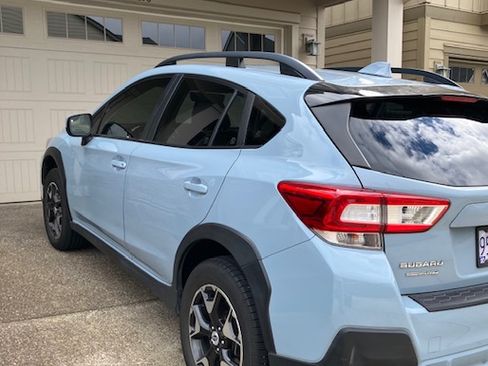 Used 2018 Subaru Crosstrek 2.0i Premium w/ Moonroof Package image 9