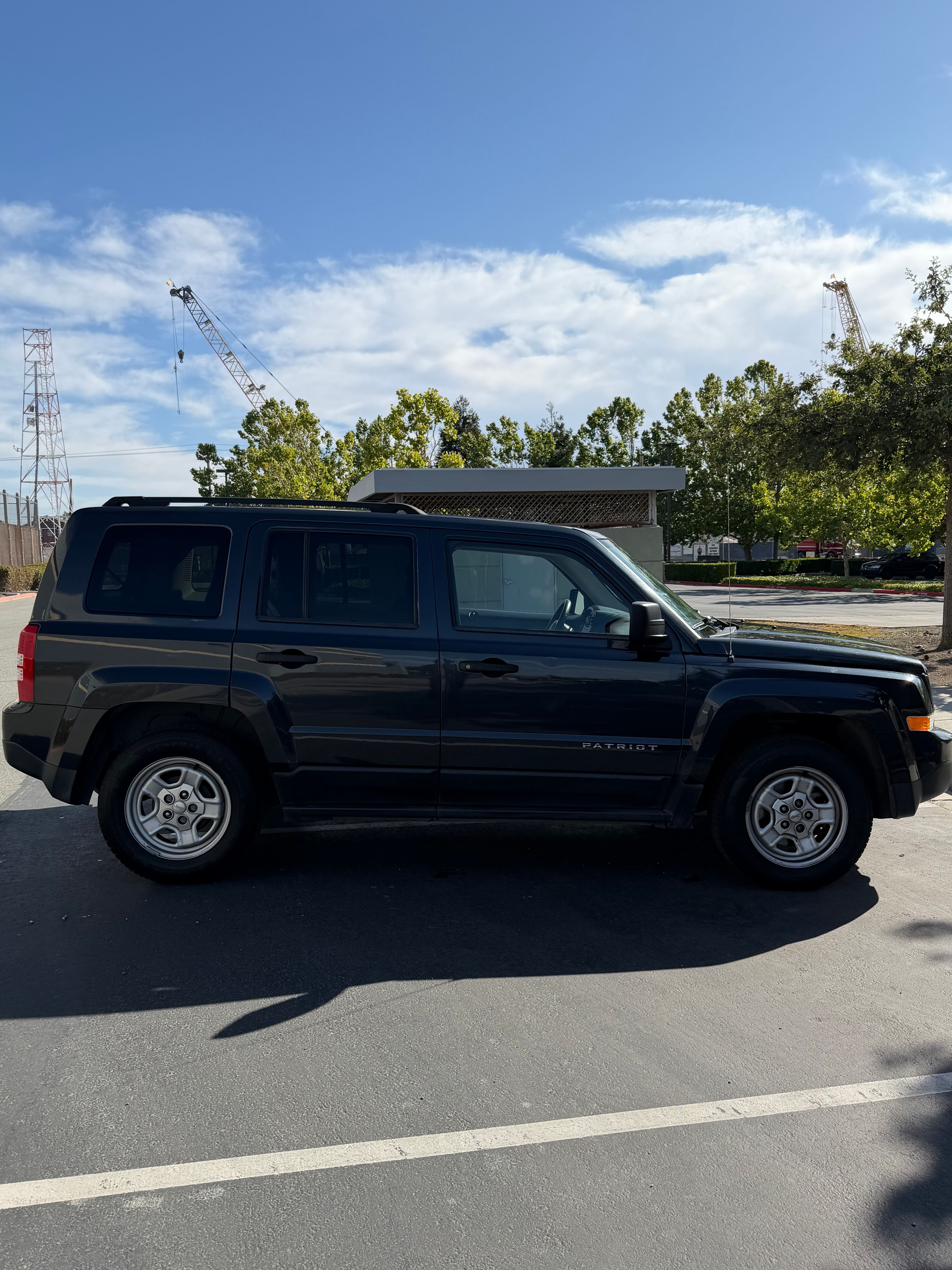Used 2014 Jeep Patriot Sport FWD image 5
