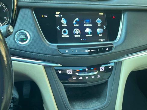 Used 2019 Cadillac XT5 Luxury image 9