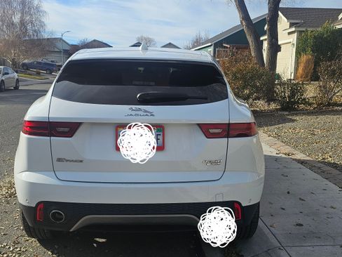 Used 2018 Jaguar E-PACE S image 8