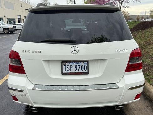 Used 2011 Mercedes-Benz GLK 350 4MATIC image 5