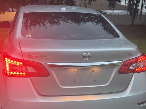 Used 2015 Nissan Sentra SV image 2