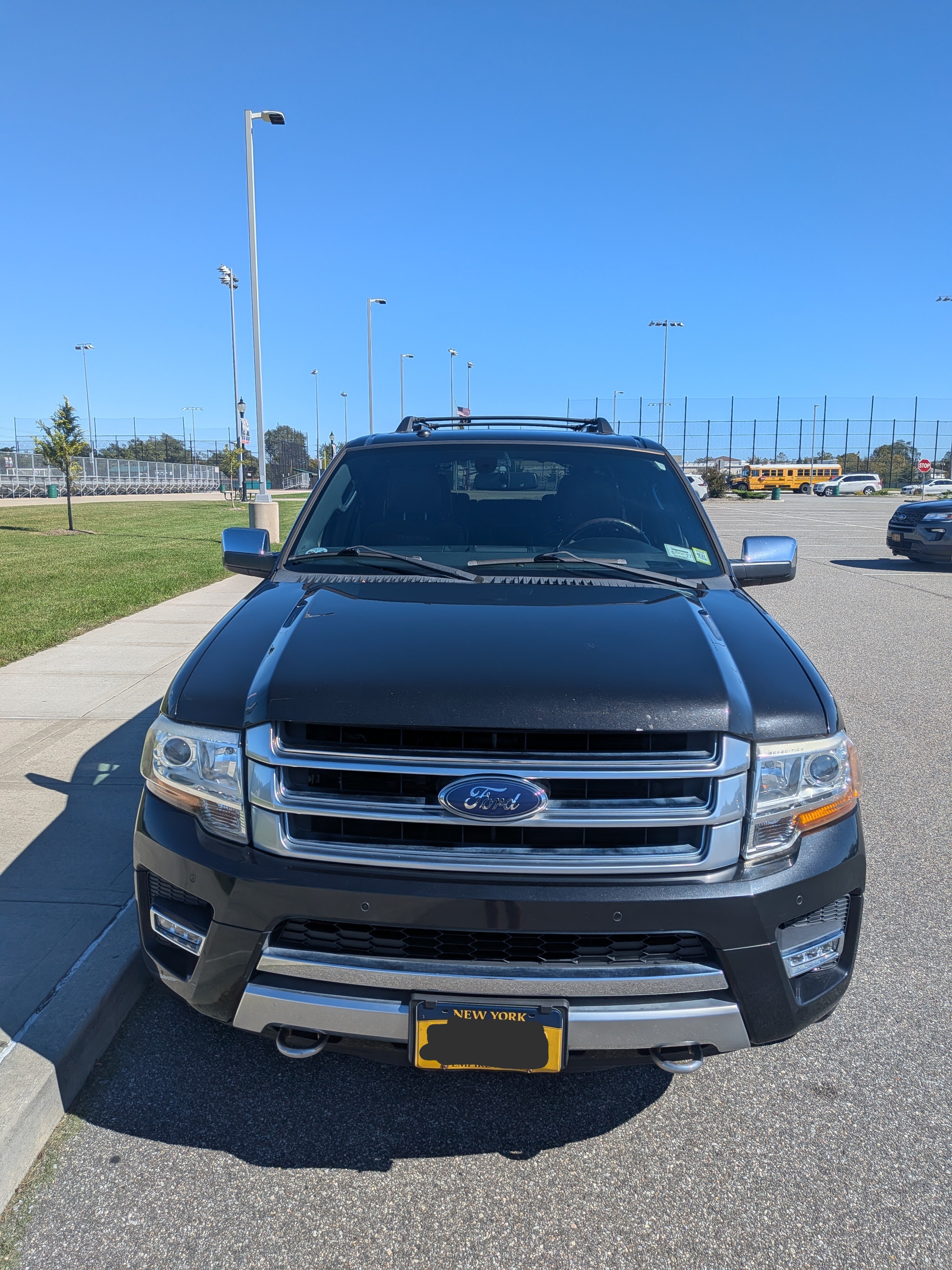 Used 2015 Ford Expedition EL Platinum AWD/4WD image 6