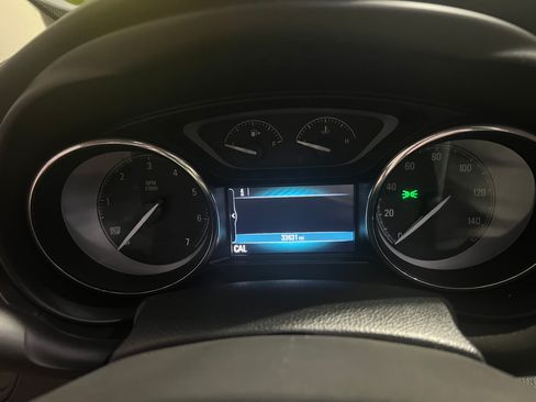 Used 2019 Buick Envision Essence image 6