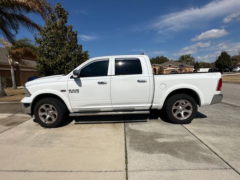 Used 2014 RAM 1500 Laramie image 8