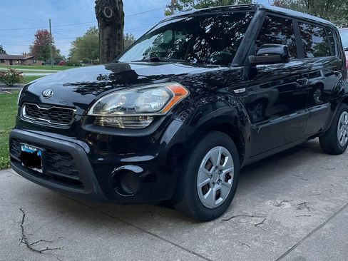Used 2013 Kia Soul image 2