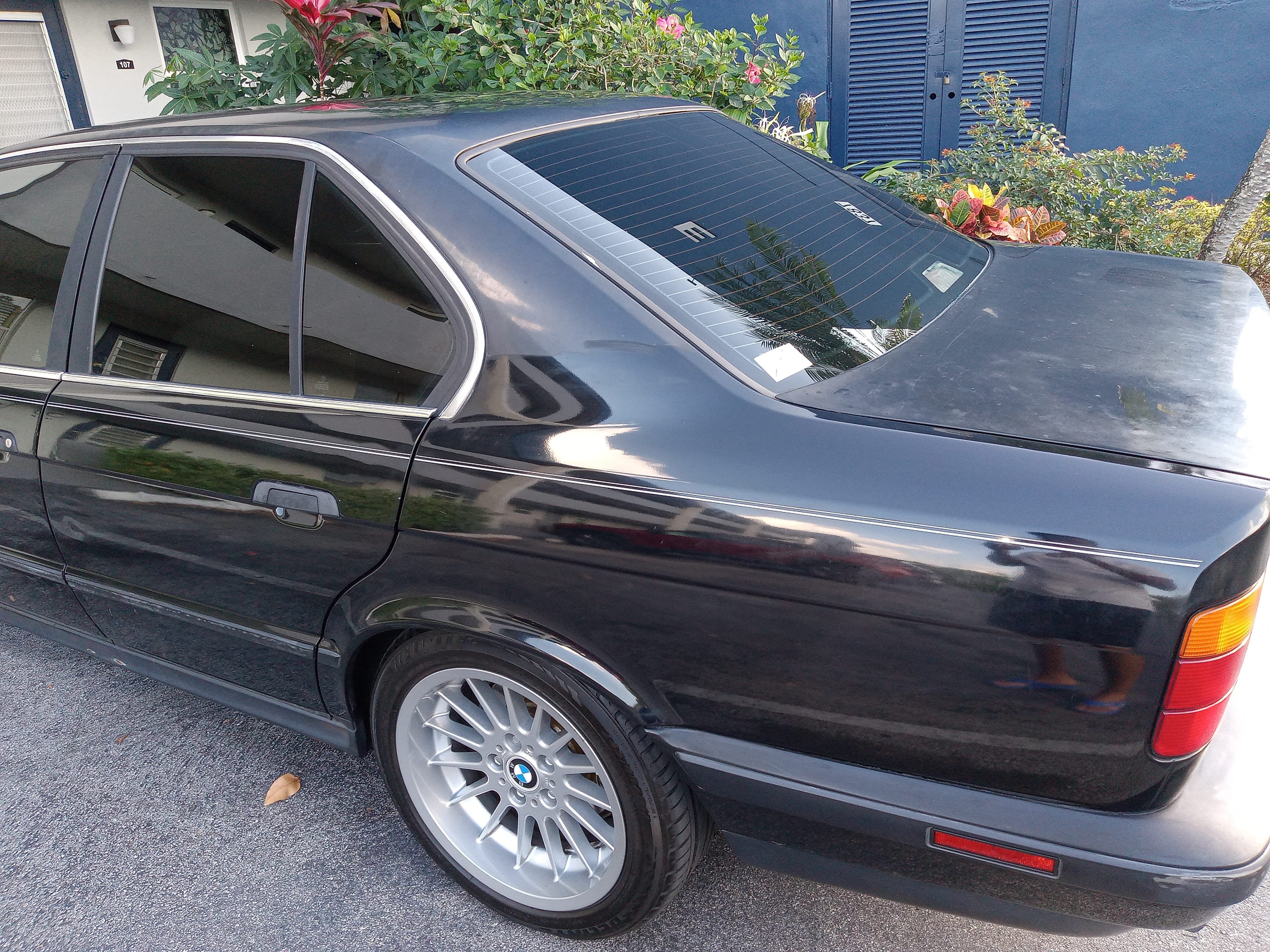 Used 1994 BMW 540i Sedan RWD image 9