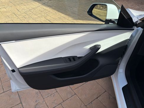 Used 2025 Tesla Model 3 Long Range image 14