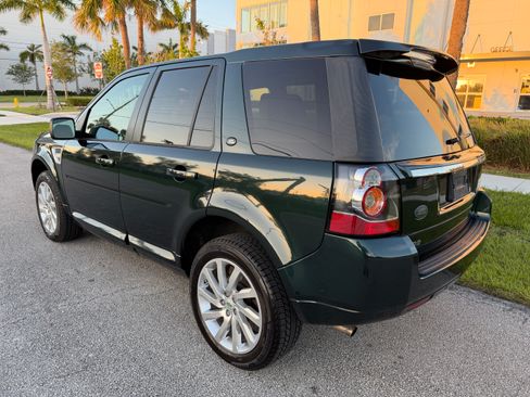 Used 2013 Land Rover LR2 AWD/4WD image 10