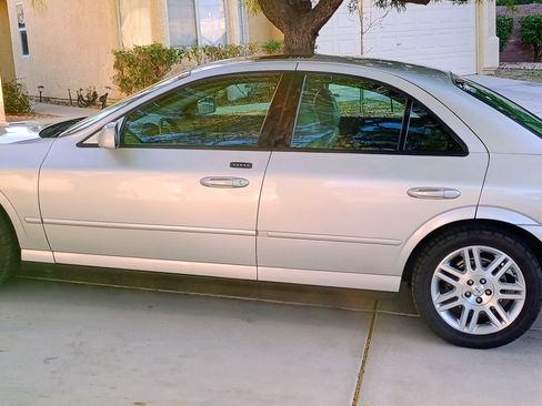 Used 2003 Lincoln LS Sedan 4D image 4