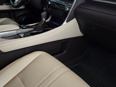 Used 2018 Lexus RX 450h AWD w/ Luxury Package image 13