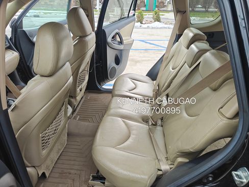 Used 2011 Toyota RAV4 Limited image 9