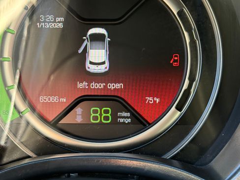 Used 2017 FIAT 500 e image 8