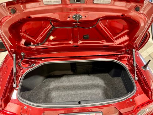 Used 2012 MAZDA MX-5 Miata Grand Touring RWD image 29