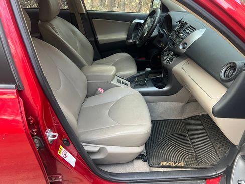 Used 2007 Toyota RAV4 Limited image 8