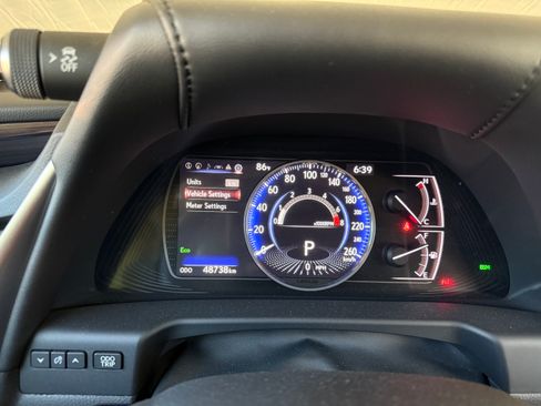Used 2019 Lexus ES 350 w/ Accessory Package FWD image 13