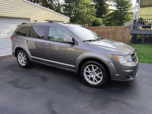 Used 2013 Dodge Journey Crew w/ Navigation & Sound Group I image 4