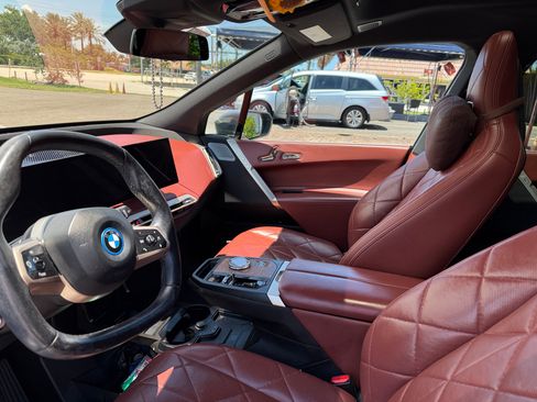 Used 2023 BMW iX M60 w/ Executive Package AWD/4WD image 8