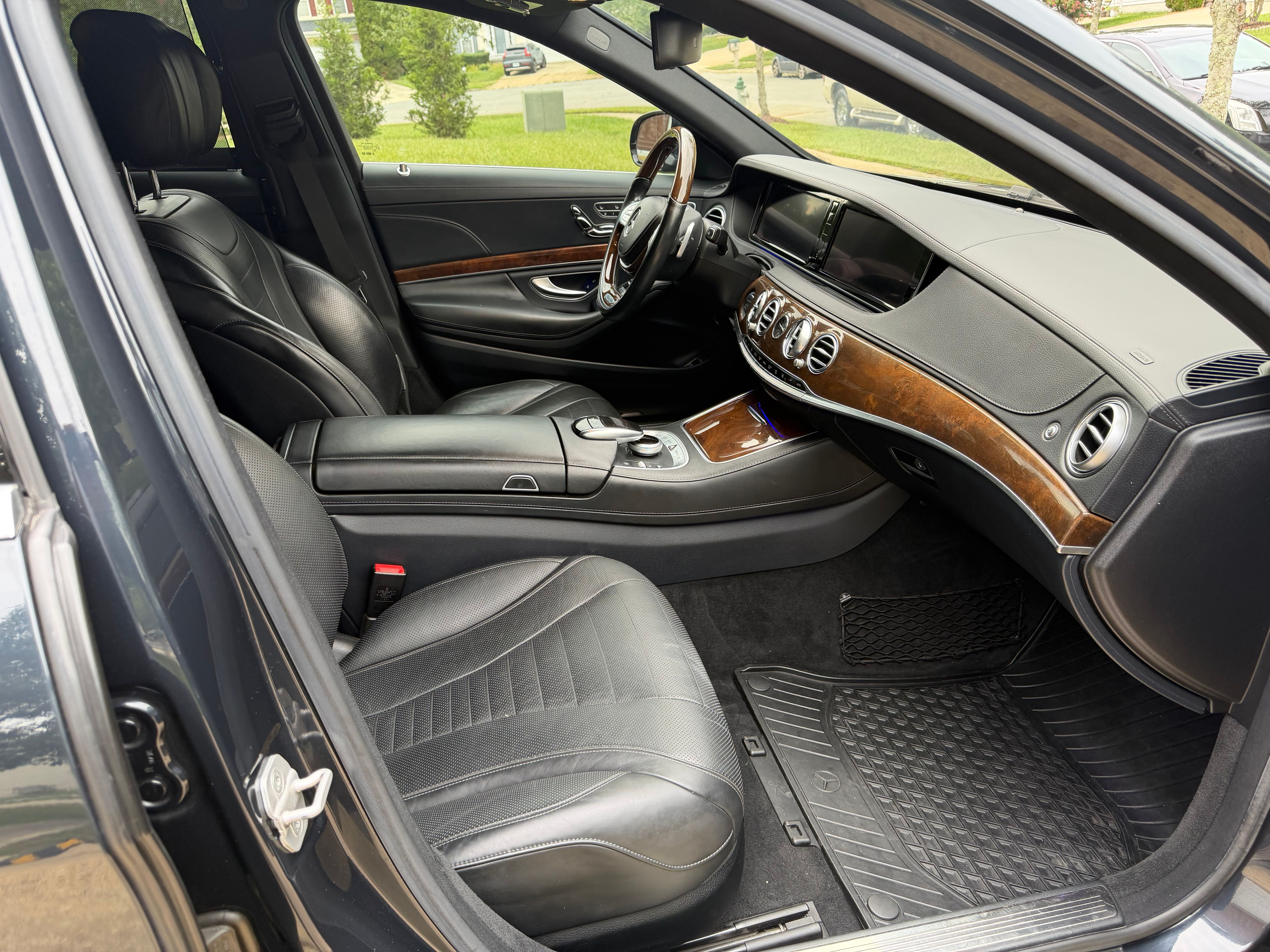 Used 2015 Mercedes-Benz S 550 4MATIC Sedan image 12