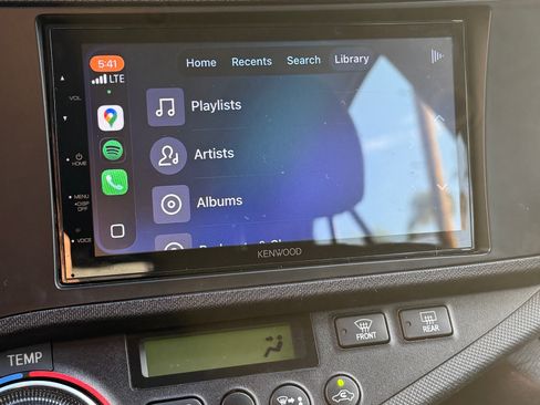 Used 2014 Toyota Prius C Four image 22