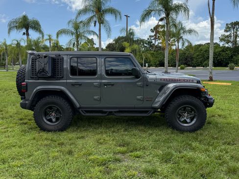 Used 2020 Jeep Wrangler Unlimited Rubicon AWD/4WD image 4