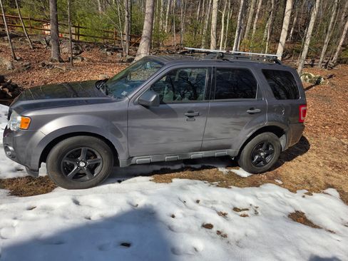 Used 2009 Ford Escape XLT image 6