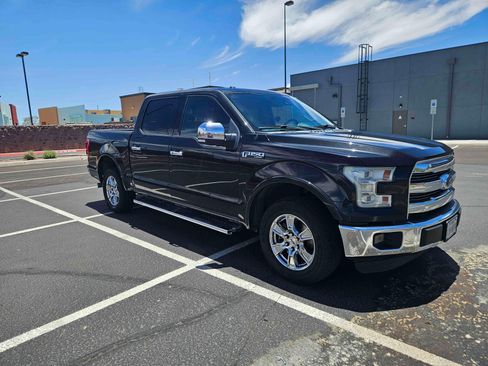 Used 2015 Ford F150 Lariat w/ Equipment Group 502A Luxury image 4