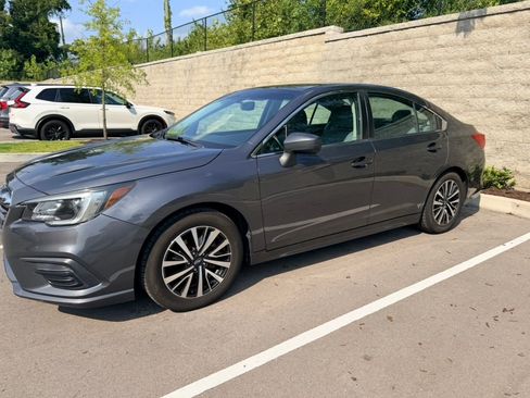 Used 2018 Subaru Legacy 2.5i Premium AWD/4WD image 1