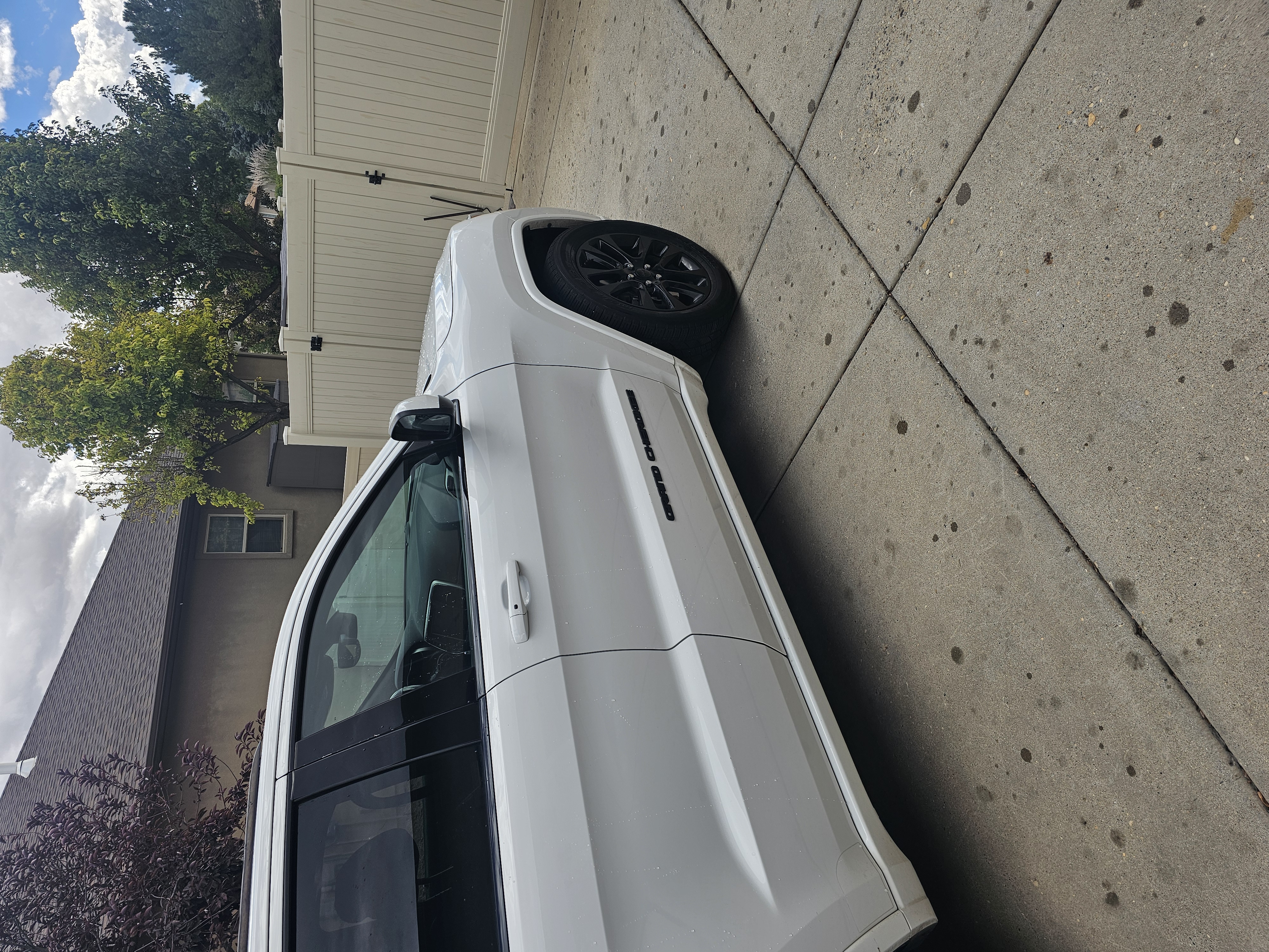 Used 2018 Jeep Grand Cherokee Altitude AWD/4WD image 6