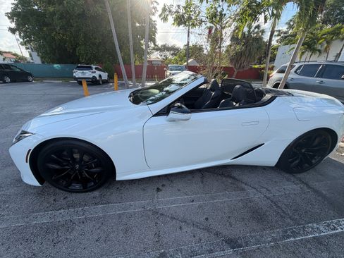 Used 2024 Lexus LC 500 Convertible w/ Touring Package RWD image 17