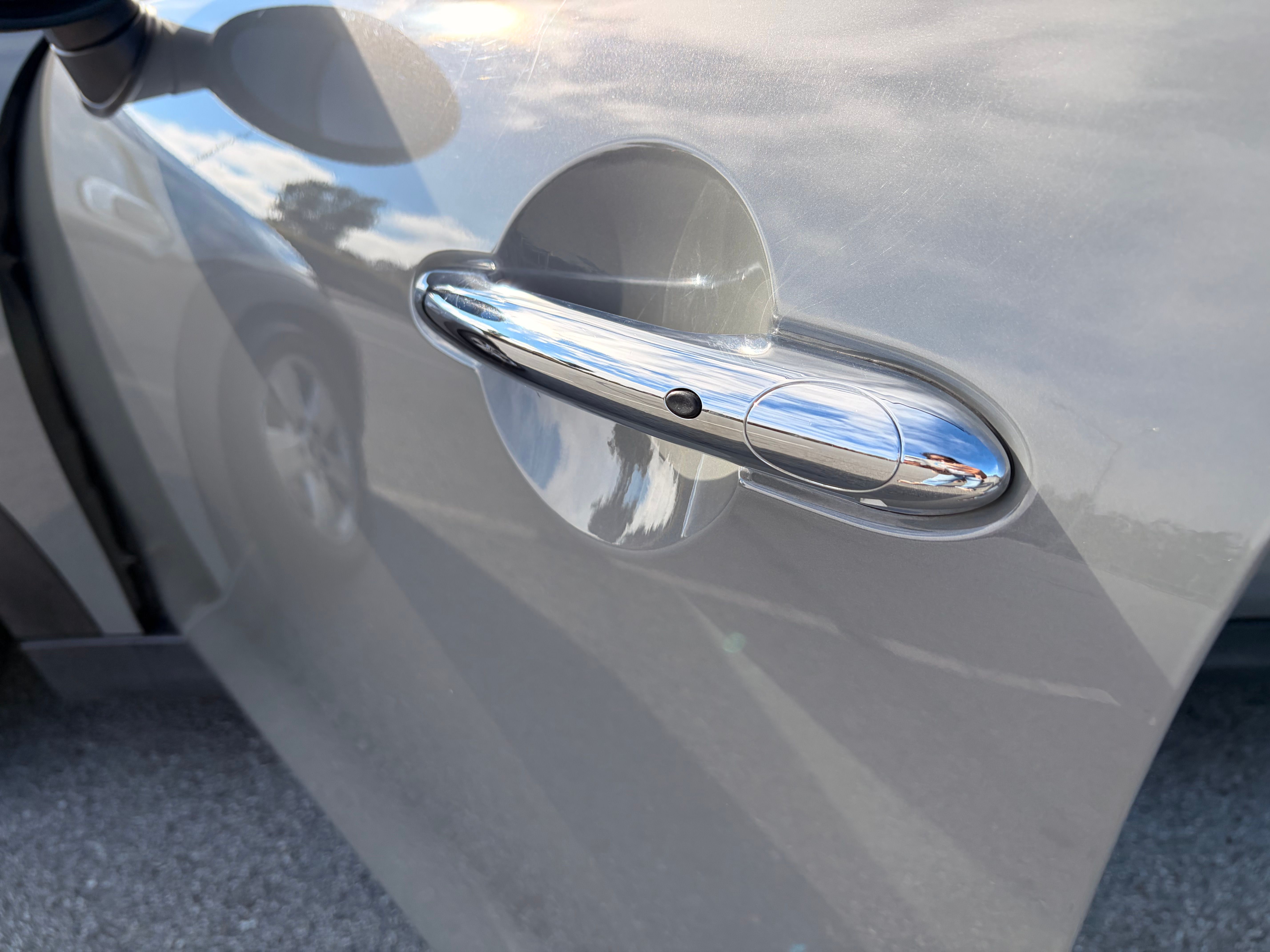 Used 2016 MINI Cooper 4-Door Hardtop FWD image 16