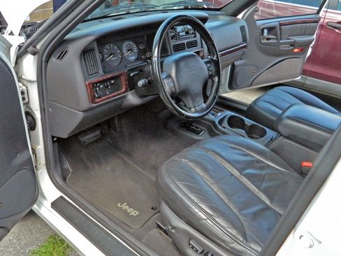 Used 1998 Jeep Grand Cherokee Limited AWD/4WD image 14