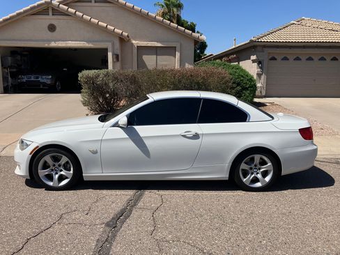 Used 2013 BMW 335i Convertible RWD image 14