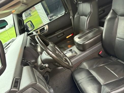 Used 2009 HUMMER H2 Luxury AWD/4WD image 14