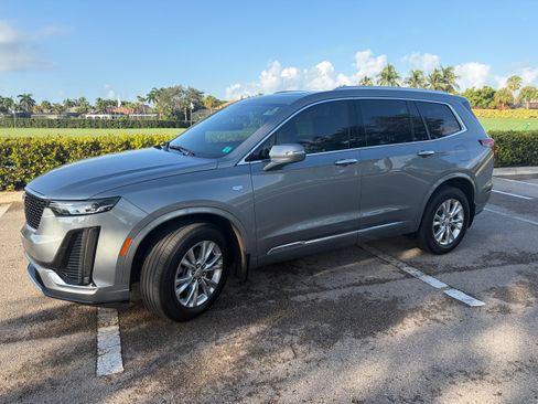 Used 2024 Cadillac XT6 Luxury FWD image 12