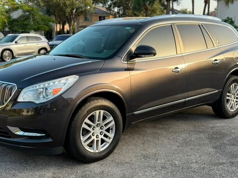 Used 2014 Buick Enclave Convenience FWD image 2