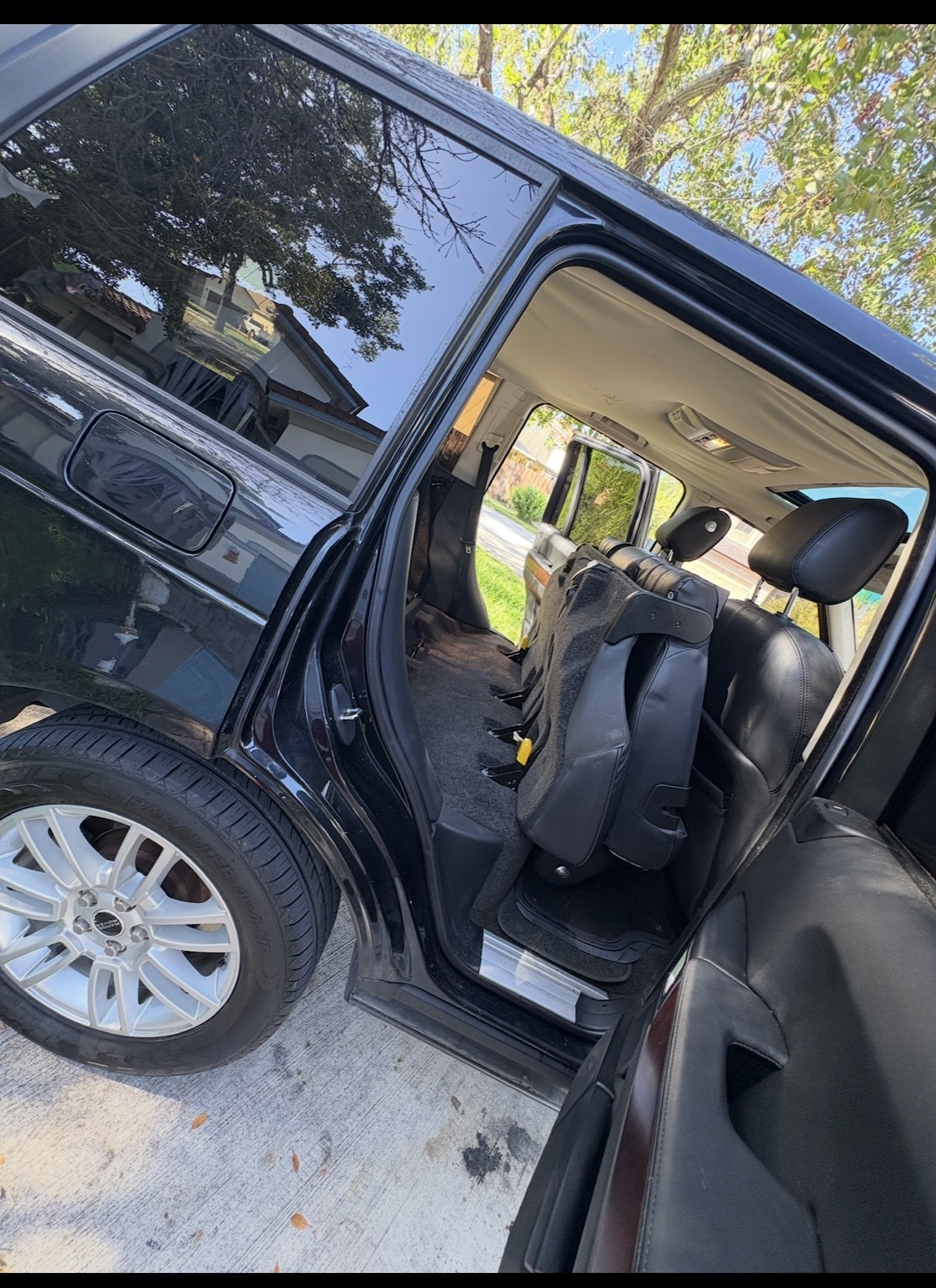 Used 2012 Land Rover Range Rover HSE AWD/4WD image 15