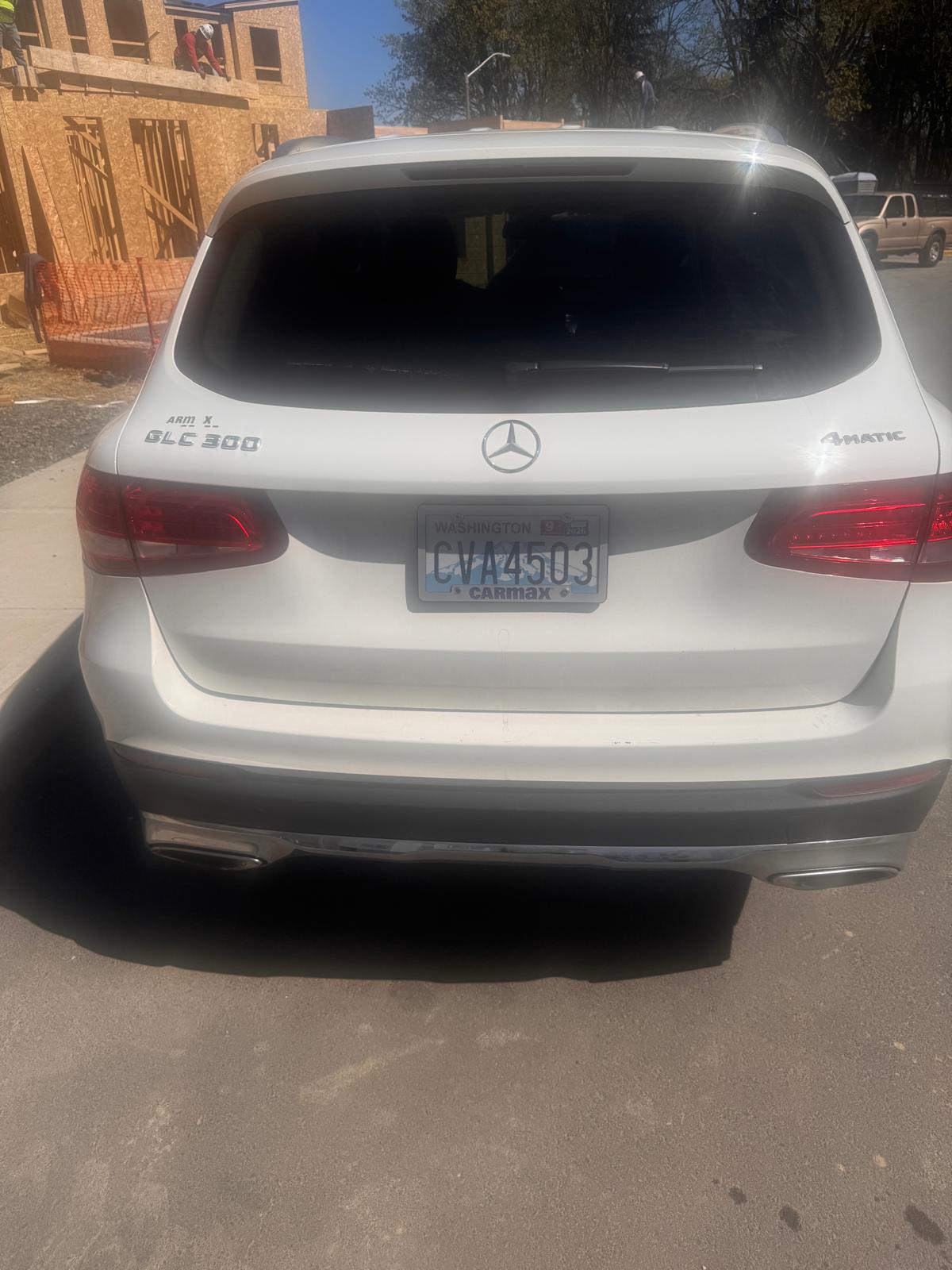 Used 2019 Mercedes-Benz GLC 300 4MATIC image 1