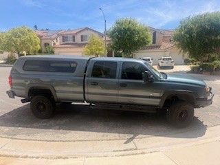 Used 2006 Chevrolet Silverado 3500 LT w/ Heavy-Duty Power Package AWD/4WD image 4